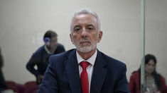 El juez Bailaque se vio beneficiado por una decisión de Javier Milei. El juez Bailaque se vio beneficiado por una decisión de Javier Milei.