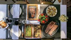 Qué se puede pedir en Don Julio, la parrilla de Buenos Aires en la que comió Lionel Messi. Qué se puede pedir en Don Julio, la parrilla de Buenos Aires en la que comió Lionel Messi.