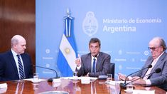 Massa junto a De Mendiguren.