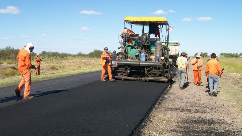 La paralización de la obra pública ocasionó una fuerte caída en el sector construcción