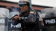 Violenta represión en Venezuela luego de la denuncia por fraude en los comicios. Violenta represión en Venezuela luego de la denuncia por fraude en los comicios.