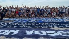 Gran cantidad de simpatizantes de la T fueron a Río. Gran cantidad de simpatizantes de la T fueron a Río.