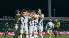 Talleres le ganó 1 a 0 a Sarmiento en Junín. Talleres le ganó 1 a 0 a Sarmiento en Junín.