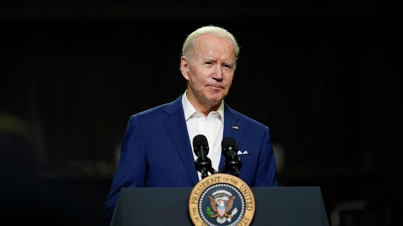 Biden criticó a su homólogo ucraniano