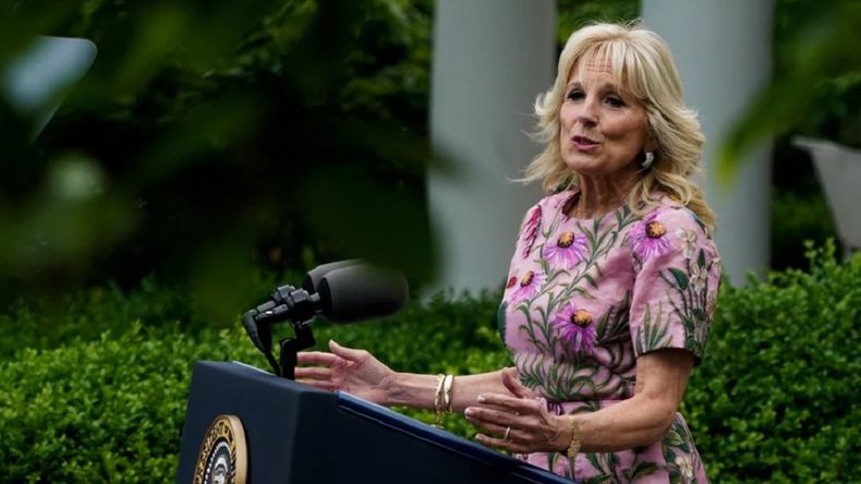 Jill Biden estará aislada durante diez días.