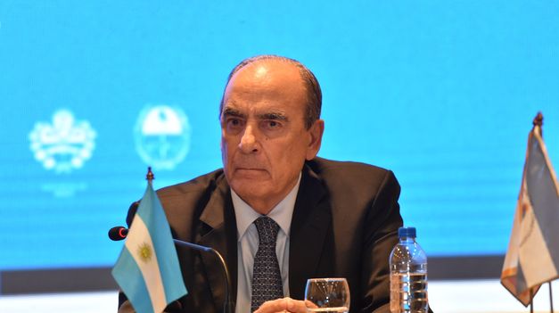 Guillermo Francos se sumó a las críticas al Senado por el aumento salarial aprobado a mano alzada.