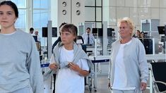 Israel deportó a Greta Thunberg y otros activistas. Israel deportó a Greta Thunberg y otros activistas.