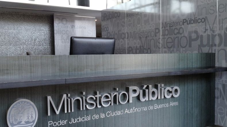 Contagió de VIH a su expareja y lo condenaron: prisión en suspenso y multa de u$s40 mil