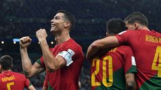 CR7 y sus compañeros festejaron ante Uruguay. CR7 y sus compañeros festejaron ante Uruguay.