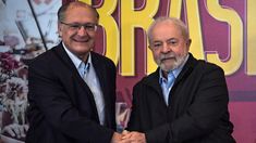 El vice de Jair Bolsonaro se comunicó con el nuevo vice electo de Lula da Silva El vice de Jair Bolsonaro se comunicó con el nuevo vice electo de Lula da Silva