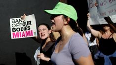 Juez le prohibe abotar a una joven de 16 años por considerar que no está preparada.