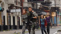 Ahora, llegó a la Gran N roja una nueva película británica, de 2007, se trata de 28 semanas después, un thriller de ciencia ficción y mucho terror, suspenso e intriga, que ya es tendencia.