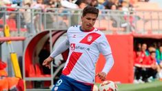 Gianluca es hermano de Giuliano y Giovani Simeone. Gianluca es hermano de Giuliano y Giovani Simeone.