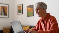 El bono de $70.000 se suma al aumento del 4,6%. El bono de $70.000 se suma al aumento del 4,6%.