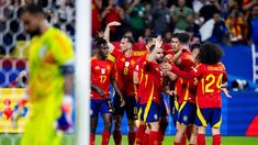 El atacante sufrió una grave lesión de rodilla en el clásico de Portugal. El atacante sufrió una grave lesión de rodilla en el clásico de Portugal.