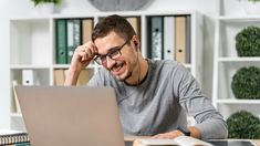 Los titulares de Becas Progresar podrán tener un extra de fin de año. Los titulares de Becas Progresar podrán tener un extra de fin de año.