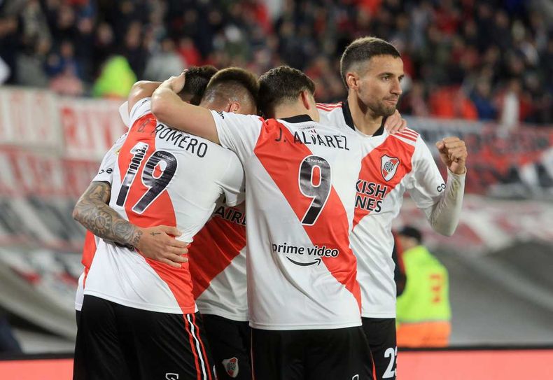 Festejo millonario en el Monumental.
