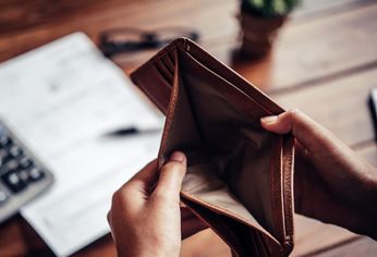 Saturno reingresa a Piscis: ¿Cómo impacta en la economía de todos los signos?