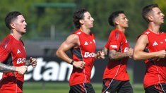 River rechazó una oferta de la MLS por el mediocampista paraguayo. River rechazó una oferta de la MLS por el mediocampista paraguayo.