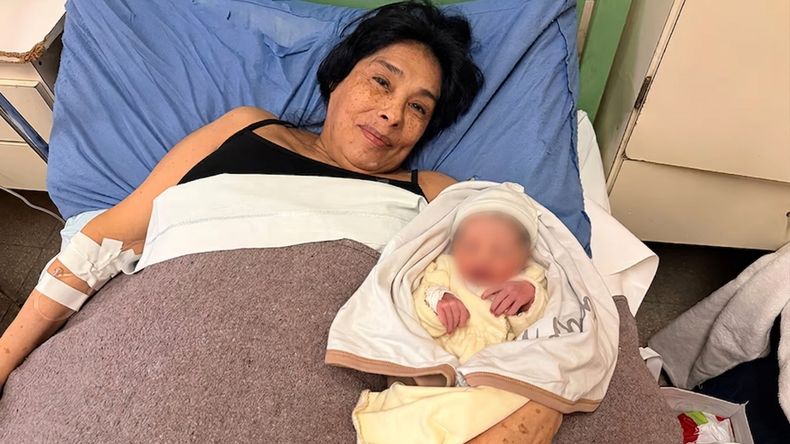 Mabel Frías fue mamá a los 62 años