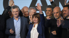 Macri aprobó la designación de Larreta como jefe de Gabinete de Bullrich. Macri aprobó la designación de Larreta como jefe de Gabinete de Bullrich.