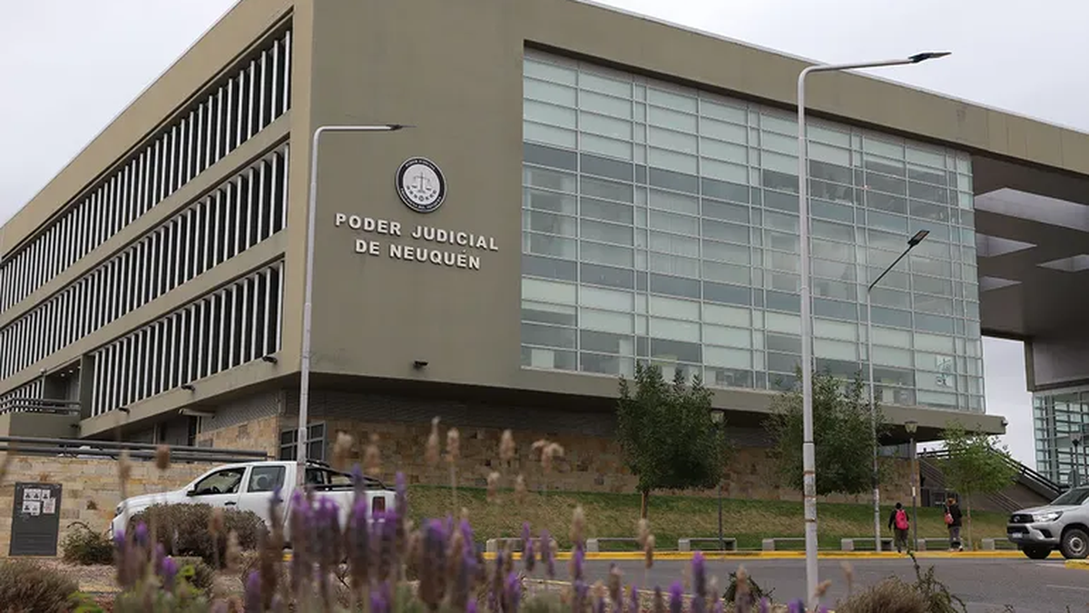 Neuquén: denuncian a un enfermero por abusar de una paciente internada