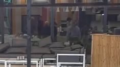 La casa de Gran Hermano mostró su preocupación por el desmayo. La casa de Gran Hermano mostró su preocupación por el desmayo.