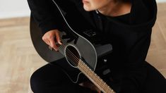 El arte es una de las expresiones del hombre por naturaleza. El arte es una de las expresiones del hombre por naturaleza.