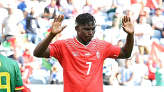 ¡Insólito! Embolo no gritó el gol ante Camerún por un motivo muy particular