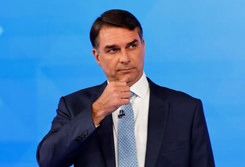 ¿Dónde está Flávio Bolsonaro?