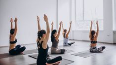 Esta postura de yoga es ideal para eliminar el estrés.