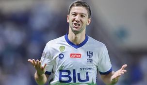 Vietto juega en Al Hilal de Arabia Saudita. Vietto juega en Al Hilal de Arabia Saudita.