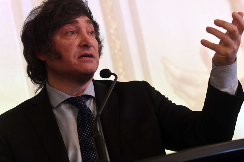 Javier Milei insistió sobre la dolarización.