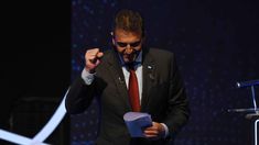 Sergio Massa durante el segundo debate presidencial.