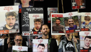 El gabinete de seguridad de Israel se reúne este viernes para ultimar detalles y cerrar el acuerdo. El gabinete de seguridad de Israel se reúne este viernes para ultimar detalles y cerrar el acuerdo.