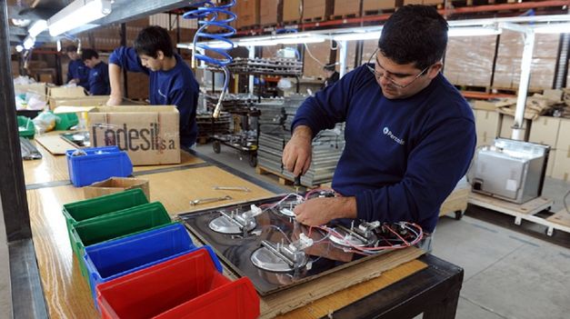 Quienes accedan a Puente al Empleo podrán recibir su prestación y además contar con un empleo registrado.