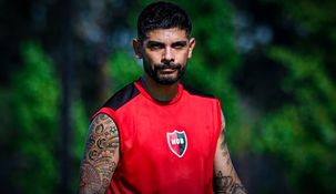Éver Banega fugura en el Registro de Deudores Alimentaros Morosos de Rosario.
