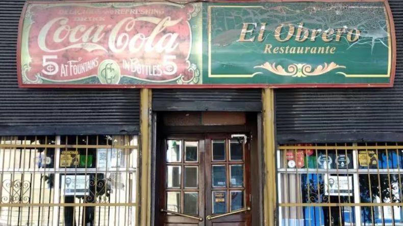 En el histórico barrio de San Telmo, se encuentra El Obrero, un restaurante que invita a sus comensales a sumergirse en un viaje al pasado a través de sus sabores.
