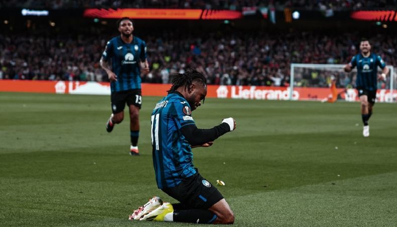 El nigeriano Lookman fue la gran figura del partido.