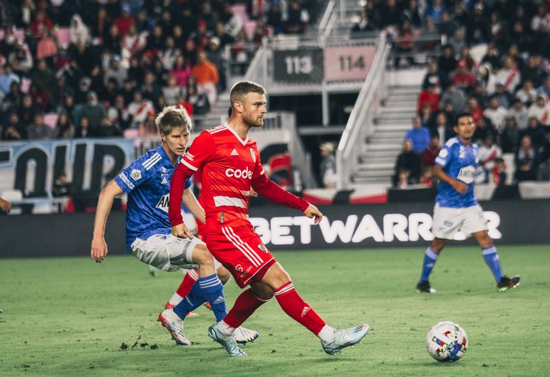 River venció 2 a 0 a Millonarios de Colombia.