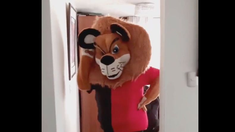 La mascota de Melgar aprovechó las redes sociales para festejar la clasificación.