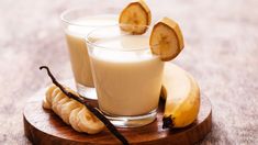 Este delicioso batido brinda una dosis de potasio y alivia los calambres musculares. Este delicioso batido brinda una dosis de potasio y alivia los calambres musculares.