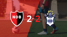 gimnasia saco un punto luego de empatar a 2 goles con newell`s