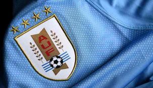 Uruguay tiene cuatro estrellas por los Mundiales de 1030 y 1950 y los Juegos Olímpicos de 1924 y 1928