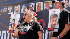 Silvia Cunio, una de las voces por la liberación de los rehenes israelíes secuestrados por Hamás el 7 de octubre de 2023. Silvia Cunio, una de las voces por la liberación de los rehenes israelíes secuestrados por Hamás el 7 de octubre de 2023.