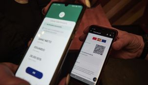 espana: mas de 2 mil personalidades son investigadas por usar certificados de vacunacion falsos