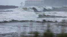 La llegada del tifón Nanmadol puso en alerta a dos millones de personas en Japón. La llegada del tifón Nanmadol puso en alerta a dos millones de personas en Japón.