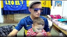 Facu Argibay y su hijo durante la transmisión. Facu Argibay y su hijo durante la transmisión.