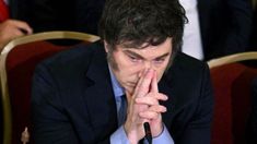La confianza en el Gobierno cayó 13,6% en el peor registro desde que asumió Javier Milei.