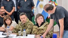 Javier Milei junto a Susbielles, el intendente de Bahía Blanca.